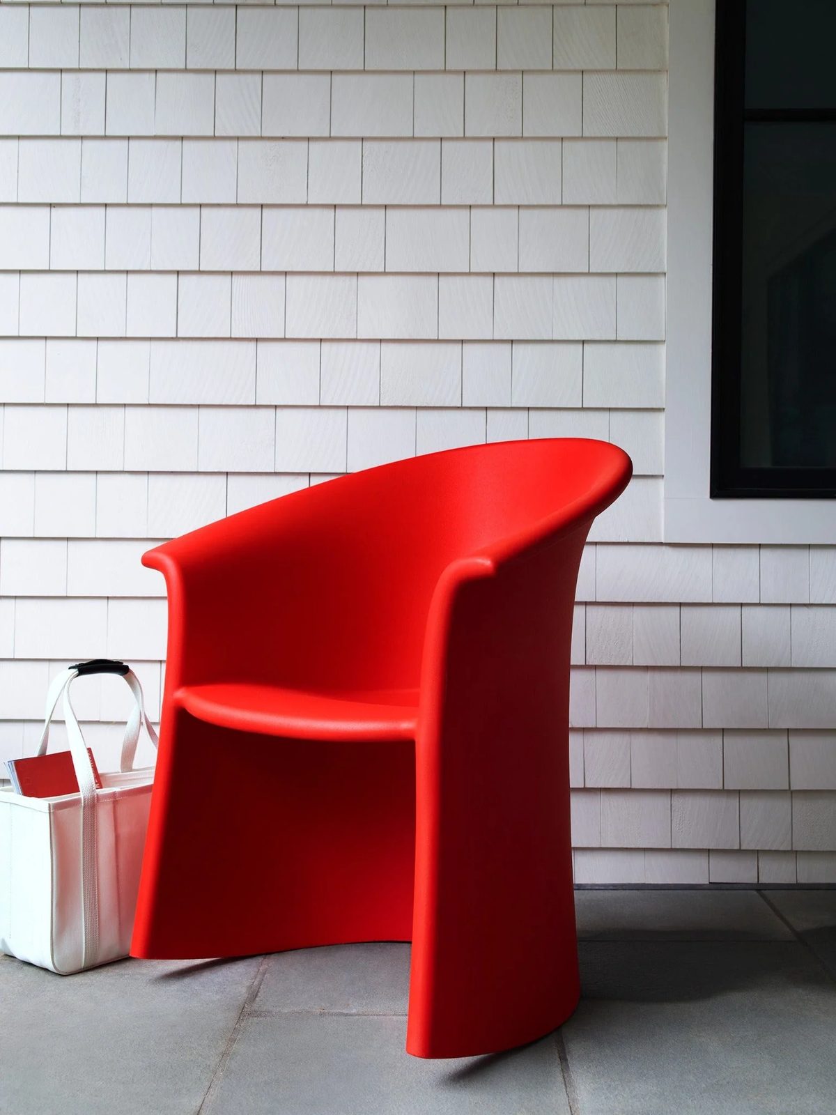 Cantilever Rocker — view 02
